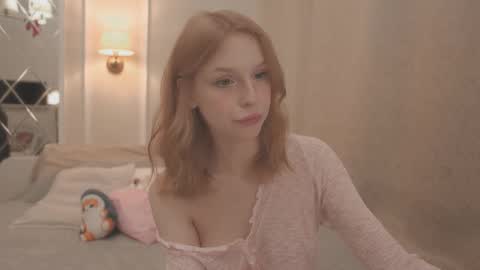 Claire Bennett online show from 10-06-25, 11:35