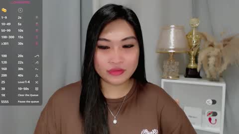 CLAIRE online show from 04-24-26, 05:43