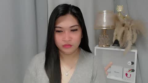 CLAIRE online show from 05-25-26, 04:29