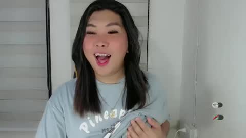 CLAIRE online show from 02-08-25, 09:46