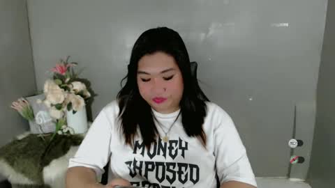 CLAIRE online show from 02-13-25, 08:48