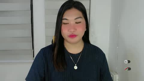 CLAIRE online show from 03-08-25, 09:39