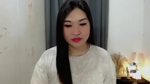 CLAIRE online show from 10-17-25, 04:37