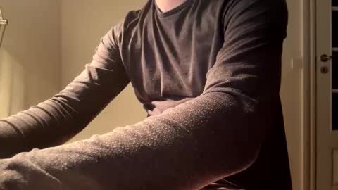 clamshive7 online show from 11-10-25, 05:12