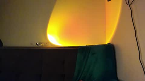 Snapshot of clancyosbourne chatting on 12-14-24, 01:17 Clancy online show from 12-14-24, 01:17