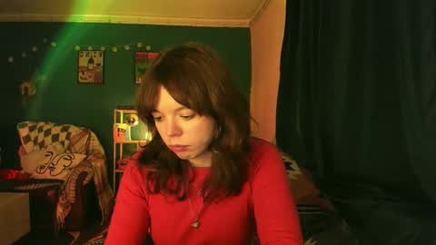 Snapshot of clancyosbourne chatting on 10-27-25, 07:29 Clancy online show from 10-27-25, 07:29