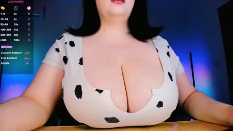 Clara  online show from 12-15-24, 12:51