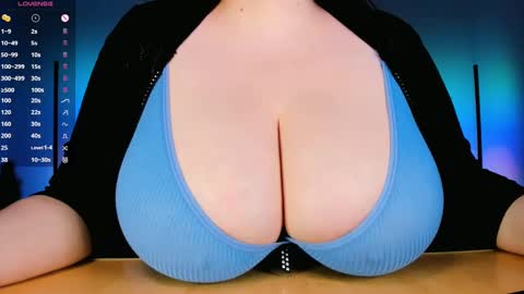 Clara  online show from 12-21-24, 03:36