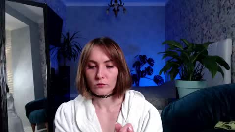 Clara online show from 02-16-25, 06:10
