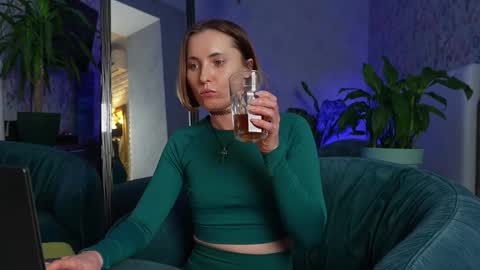 Clara online show from 02-18-26, 06:15