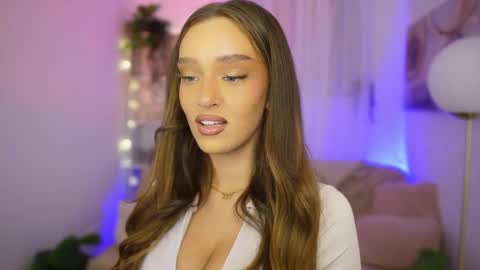 Clara smile online show from 02-01-26, 07:12