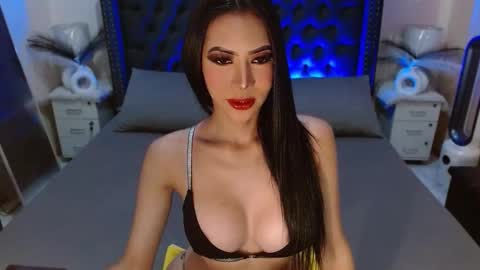 clara online show from 10-25-25, 11:21