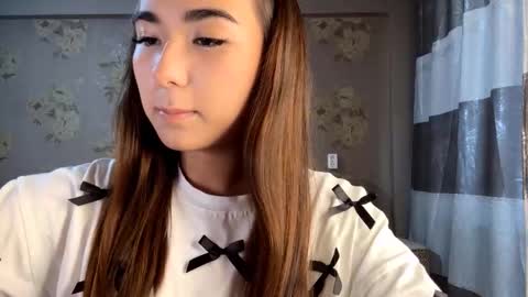 Yuna online show from 10-08-25, 09:07