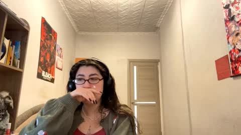 Karolina online show from 03-12-26, 01:28