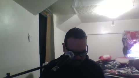 clark_kent1986 online show from 04-26-26, 07:00