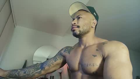 clark_strong online show from 11-09-25, 11:41