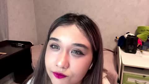 Lara online show from 11-07-25, 06:08