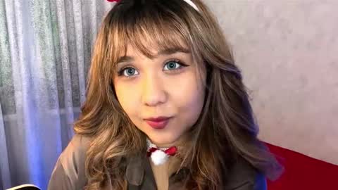 Lara online show from 11-23-25, 06:41