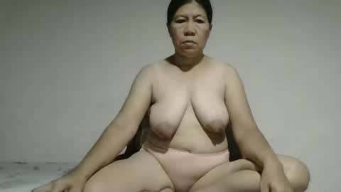 Snapshot of classicasian chatting on 05-26-26, 03:35 ClassicAsian online show from 05-26-26, 03:35