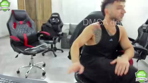 classied online show from 07-25-26, 08:17