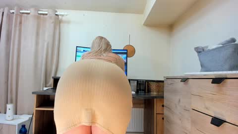 Deea xxx online show from 02-02-26, 01:37