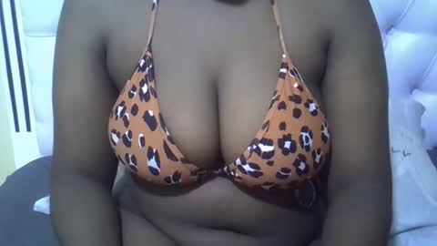 classy_zoey online show from 10-16-25, 01:17