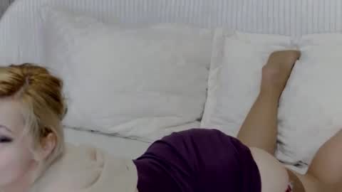 Classy Tinna online show from 04-15-26, 05:03