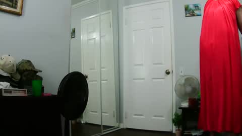 Snapshot of claudia1964 chatting on 02-05-25, 05:20 Claudia online show from 02-05-25, 05:20