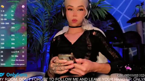   online show from 12-10-24, 01:43