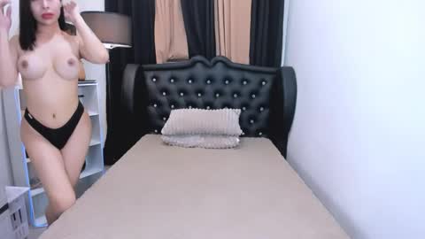 Naughty Claudia online show from 04-18-26, 07:58