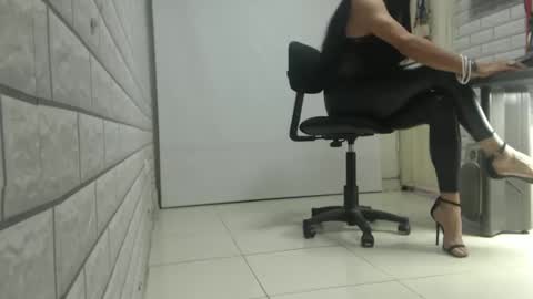 Snapshot of claudita_saens chatting on 12-07-24, 04:25 claudita_saens online show from 12-07-24, 04:25