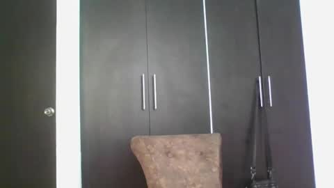 Clay online show from 04-28-26, 03:39