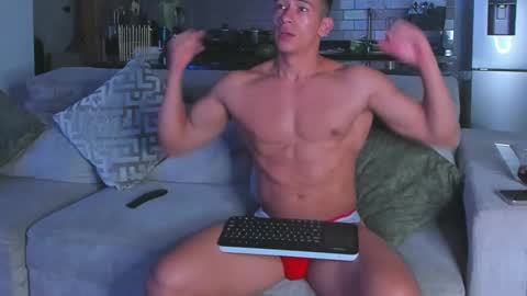 Snapshot of claytonburgues chatting on 02-13-25, 04:11 claytonburgues online show from 02-13-25, 04:11