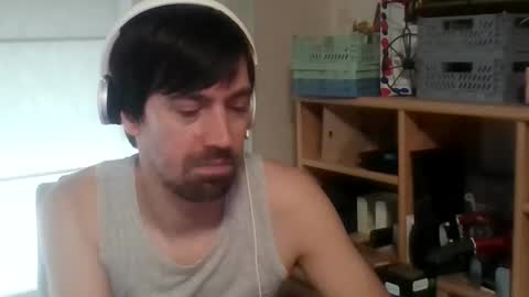 Snapshot of cleanwave chatting on 10-19-25, 01:01 cleanwave online show from 10-19-25, 01:01