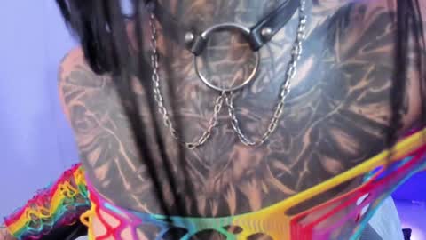 Snapshot of cleeoadams_ chatting on 01-28-25, 07:32 Cleo Adams online show from 01-28-25, 07:32