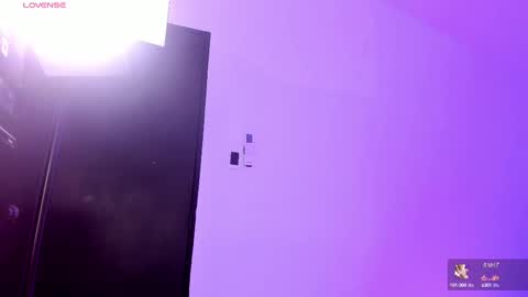 Snapshot of cleeoadams_ chatting on 02-11-25, 10:37 Cleo Adams online show from 02-11-25, 10:37