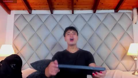 Snapshot of clement_reyes chatting on 11-23-25, 04:29 clement_reyes online show from 11-23-25, 04:29