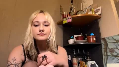 Jenny online show from 10-07-25, 05:21