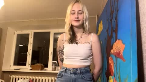 Jenny online show from 10-08-25, 05:54