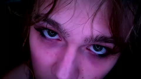 Snapshot of clemie32677 chatting on 12-04-25, 03:38 clemie32677 online show from 12-04-25, 03:38