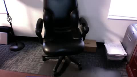 Snapshot of clemike69 chatting on 10-09-25, 05:22 clemike69 online show from 10-09-25, 05:22