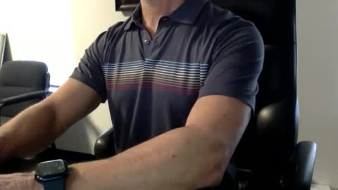 Snapshot of clemike69 chatting on 11-13-25, 04:06 clemike69 online show from 11-13-25, 04:06