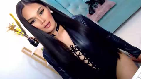 Cleo online show from 10-05-25, 12:53