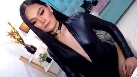 Cleo online show from 10-27-25, 11:52