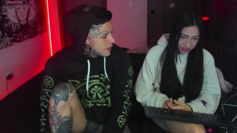 cleo y maikol online show from 11-22-25, 08:13