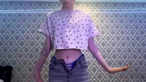 Cleo online show from 12-22-25, 07:00