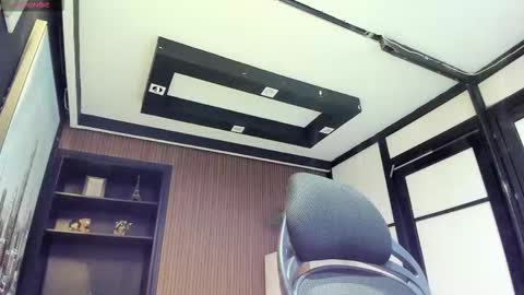 cleowhite_ online show from 03-13-26, 08:26