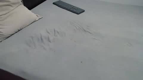 Snapshot of click87 chatting on 02-20-25, 07:41 John online show from 02-20-25, 07:41