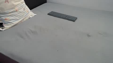 Snapshot of click87 chatting on 03-10-25, 06:38 John online show from 03-10-25, 06:38