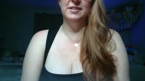 Snapshot of climaxfairy chatting on 02-11-26, 11:43 Kate online show from 02-11-26, 11:43